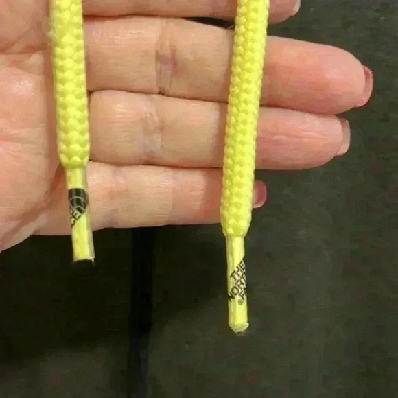 North Face Womens Sweatshirt Gray SP Pullover Hoodie Pockets Thumbholes Sporty - Picture 3 of 10